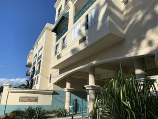 Cond Vistas De Los Frailes Apt Ccph1, Guaynabo, PR 00969 Condo Casas
