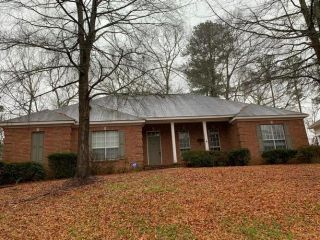 Casa Reposeída - 404 Woodlands Cir, 39047
